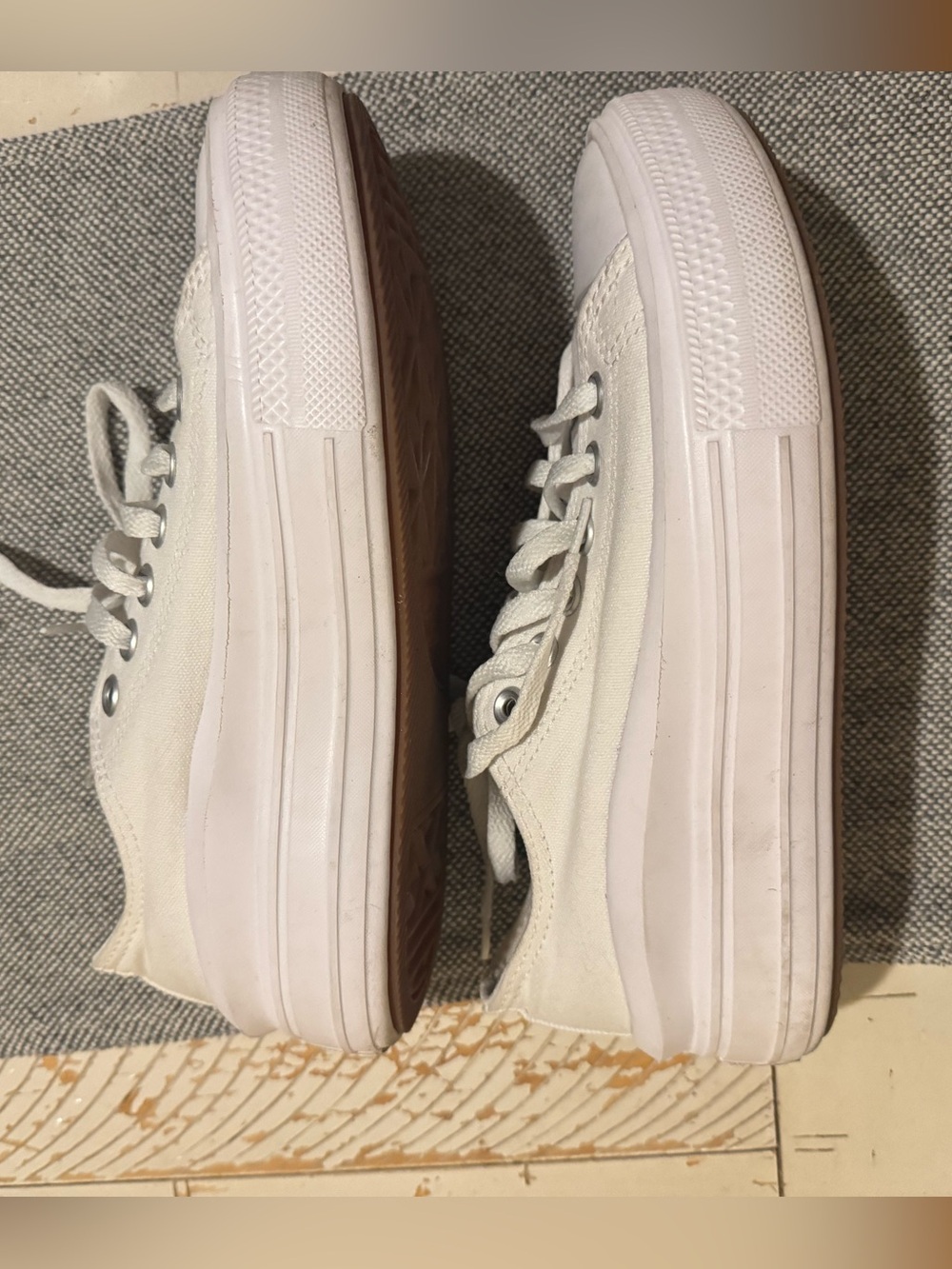 Converse White All Star Move Chuck Ox Platform Trainers